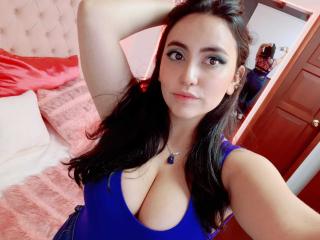 LindaFerrari - Live sex cam - 11241030