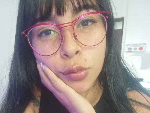 FreyaMills - Live Sex Cam - 11264162