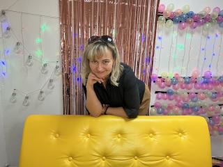 KimTravis - Live Sex Cam - 11266558