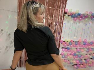 KimTravis - Live Sex Cam - 11266570