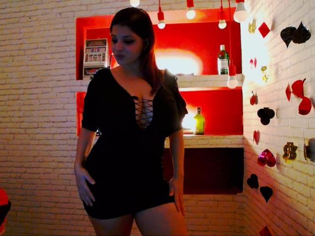 HalleyBB - Live sex cam - 11309370