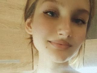 Sexy nude photo of SonyaNya