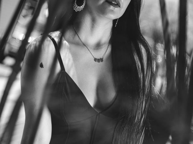 ValentinaGomez - Live Sex Cam - 11331926