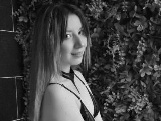 BiancaMiler - Live sex cam - 11377351