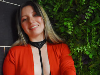 BiancaMiler - Live sex cam - 11377507