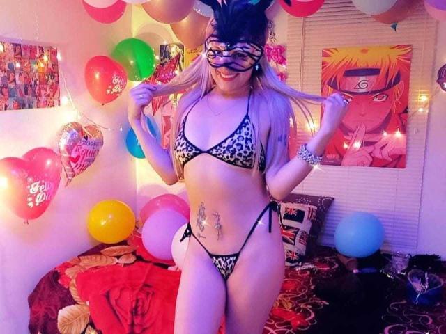 KarlaGrey - פורנו בשידור חי ומצלמת סקס - 11405319