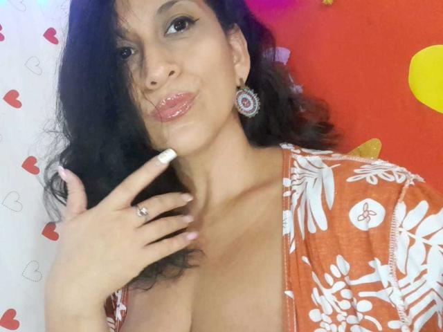 KattyBoobsLove - Live Sex Cam - 11411432