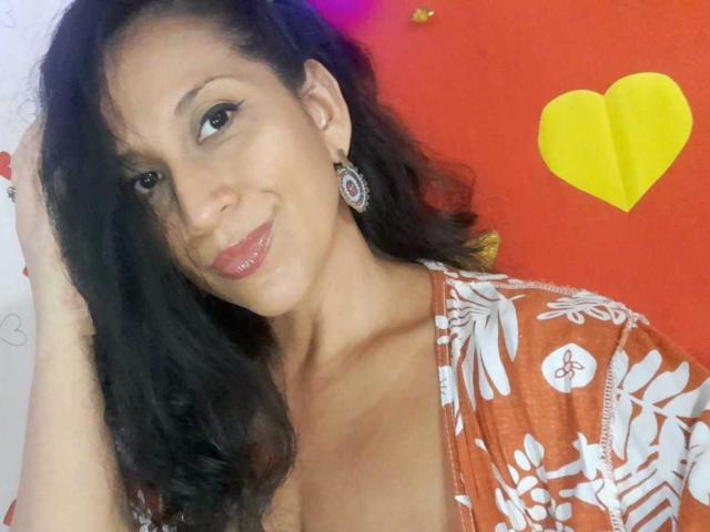KattyBoobsLove - Live sex cam - 11411441