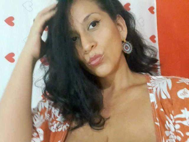 KattyBoobsLove - Live sex cam - 11411513