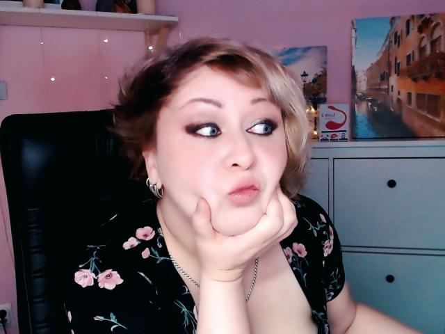 Doloresyy - Camera khiêu dâm &amp; quyến rũ trực tiếp - 11417200