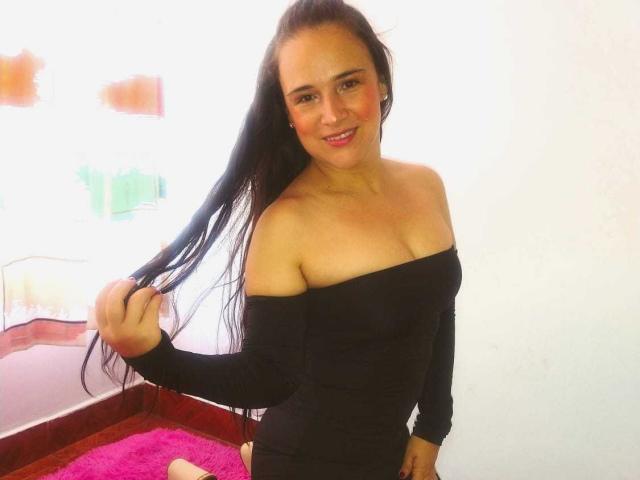 BrihanaCharlot - Live Sex Cam - 11443440