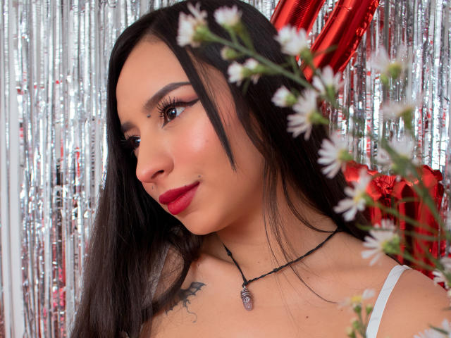 MiaSuarez - Live sex cam - 11458492