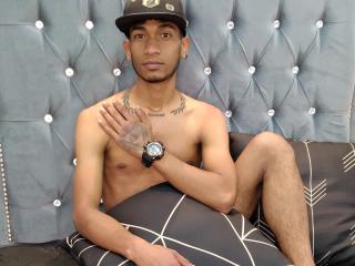 DylanMoretti - Sexe cam en vivo - 11464480