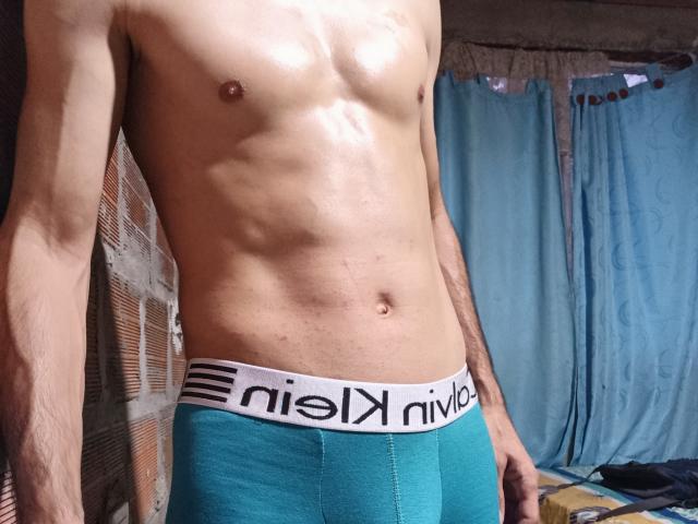 TommyFit - Live sex cam - 11480188