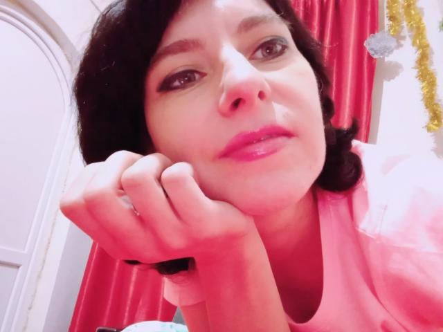 DiamondLeona - Live sex cam - 11499200