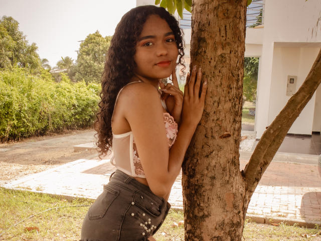 VanesaBukr - сексуальная веб-камера в реальном времени - 11500024