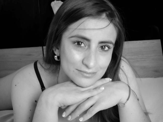 MeganBeakee - Live sex cam - 11521592