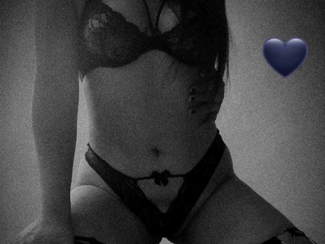AmeliaBrun - Sexe cam en vivo - 11534684