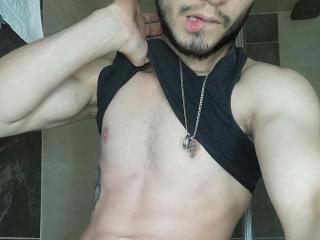 MikeyHot - Live Sex Cam - 11537476