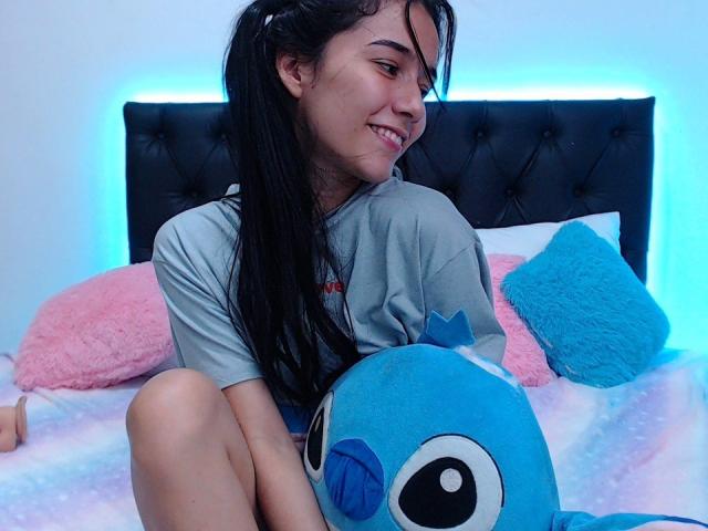 DeisyWest - Live sex cam - 11603668