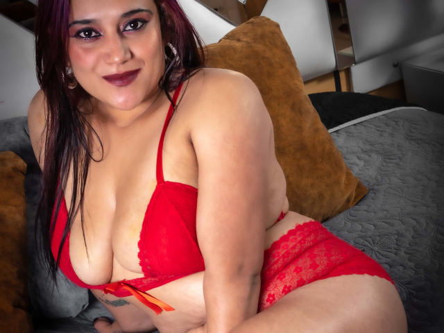 LucyMilere - Live sex cam - 11629260