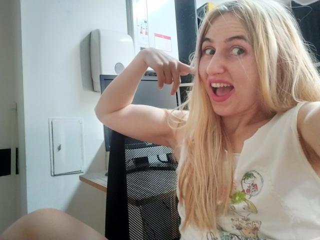 PonyTails - Live sex cam - 11640572