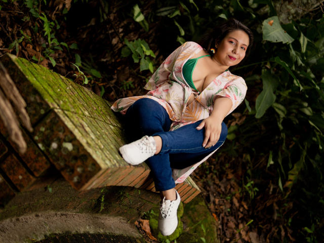 ColeteAlbert - Live sex cam - 11643360