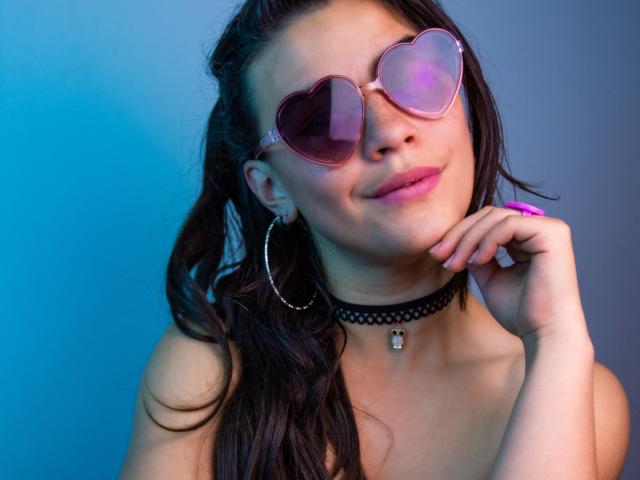 CandyWee69 - Live sex cam - 11644952