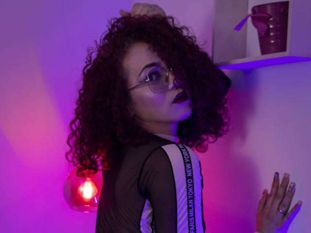 IsabelaColinss - Live porn &amp; sex cam - 11651740