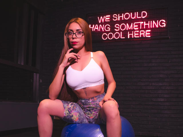 KatyHoffman - Live sex cam - 11689252