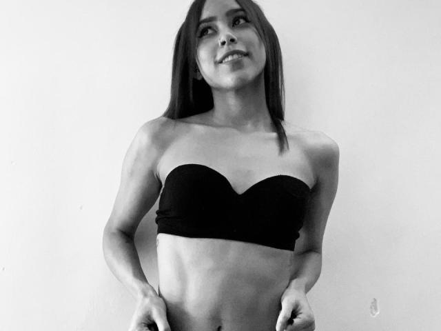 AnnieRobertsI - Sexe cam en vivo - 11698900