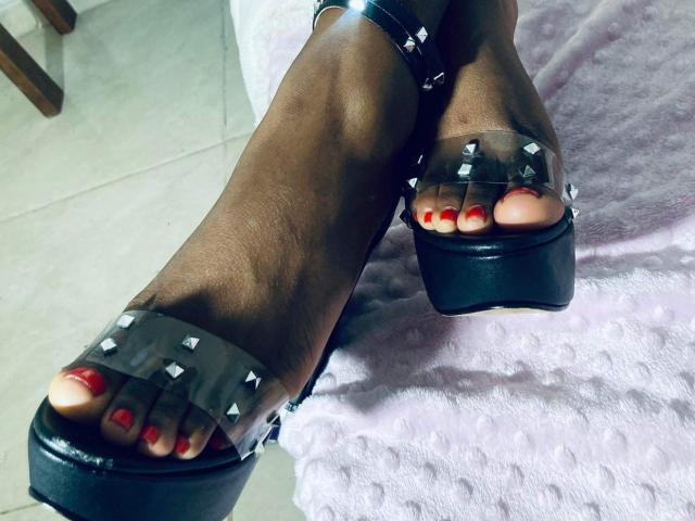 BrownNutellina - Live porn &amp; sex cam - 11701420