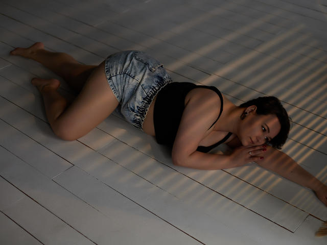 EsterWhite - Live sex cam - 11724532