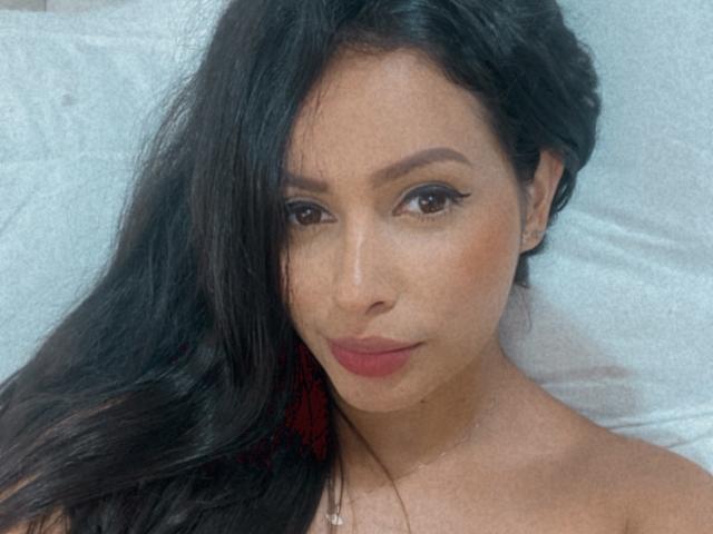 EmilyParkerr - Live sex cam - 11735160