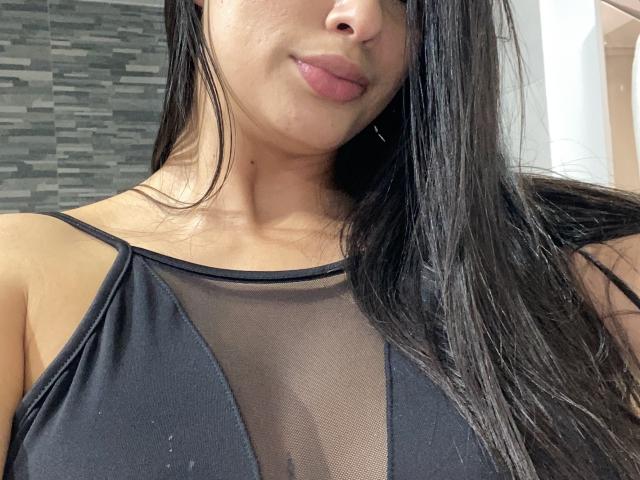 EmilyParkerr - Live porn &amp; sex cam - 11735316