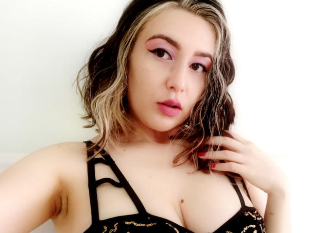 MabyLegrand - Live porn &amp; sex cam - 11737336