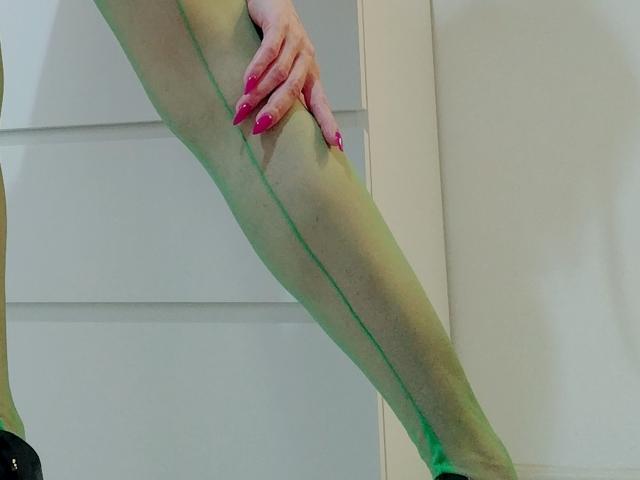 WandaDominatrix - Live Sex Cam - 11737876