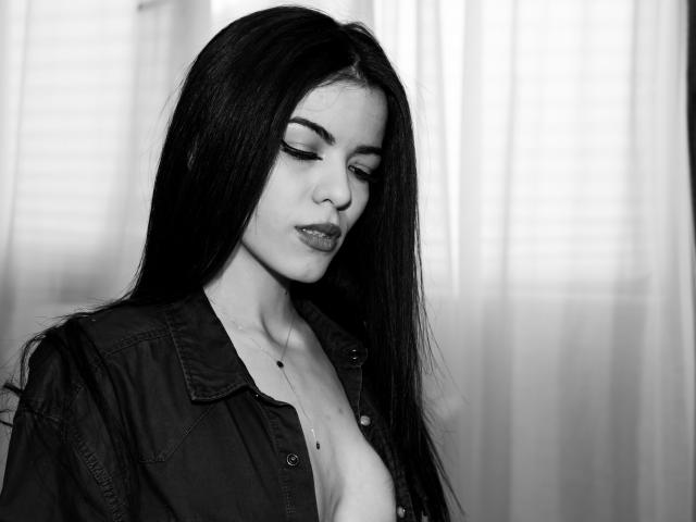 MedeeaParker - Live sex cam - 11740260