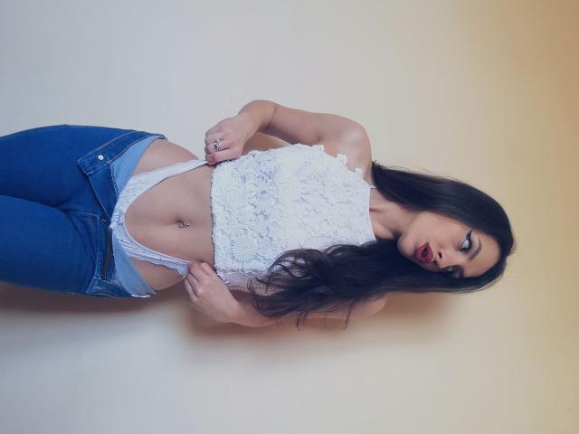 VievienneClemente - Live sex cam - 11753584