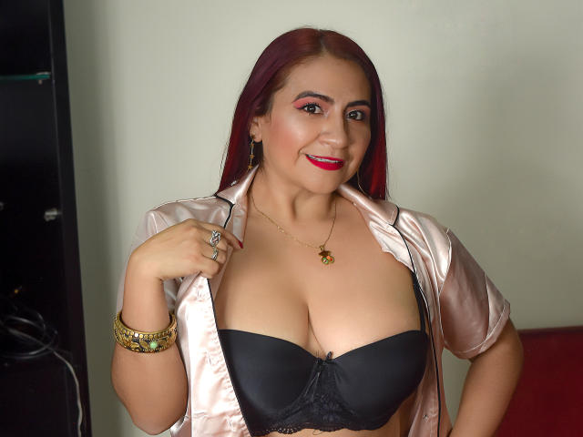 NahelaBigMelonsX - Sexe cam en vivo - 11755292