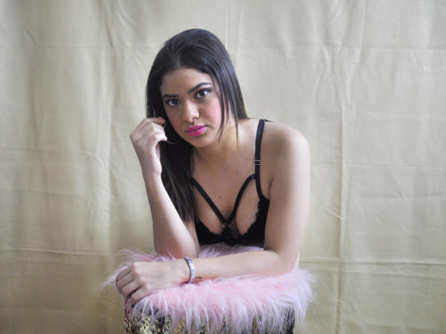 DulcesMiel - Live sex cam - 11755340