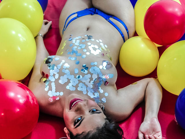 DulcesMiel - Live Sex Cam - 11756060