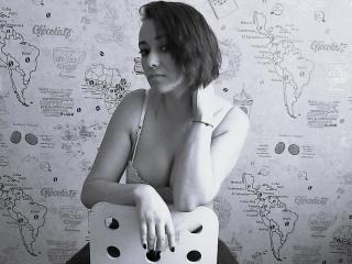 LottieEleonora - Live sexe cam - 11787804