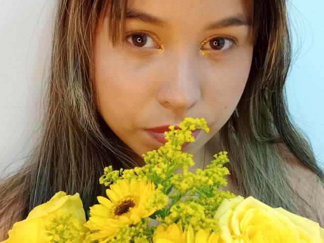 MartinaYoung - Sexe cam en vivo - 11789640