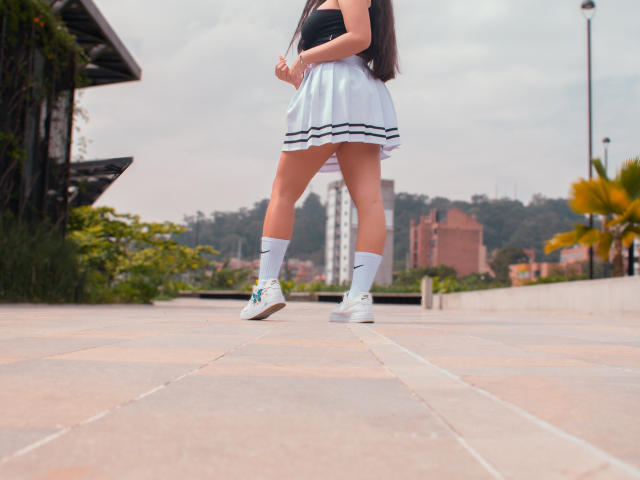 MiaSuarez - Live sex cam - 11810440