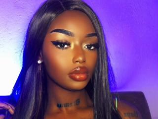 EbonyQueeny - Live Sex Cam - 11815964