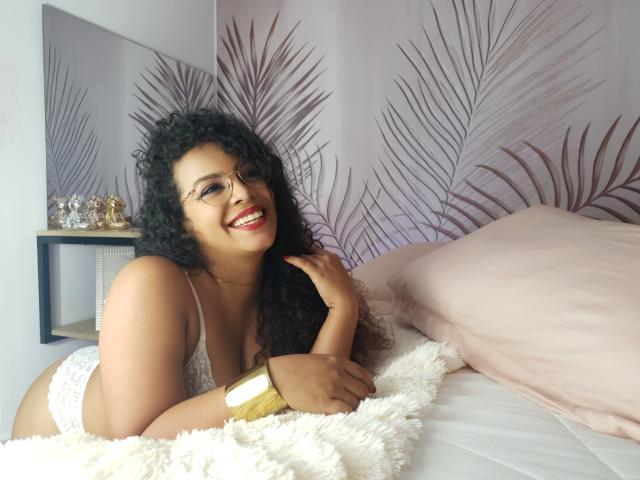 EbonyRose69 - Live sex cam - 11837132