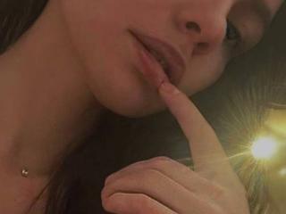 AlyaMinou - Live Sex Cam - 11847376