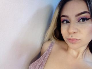 ZoeThompson - Live porn &amp; sex cam - 11850632