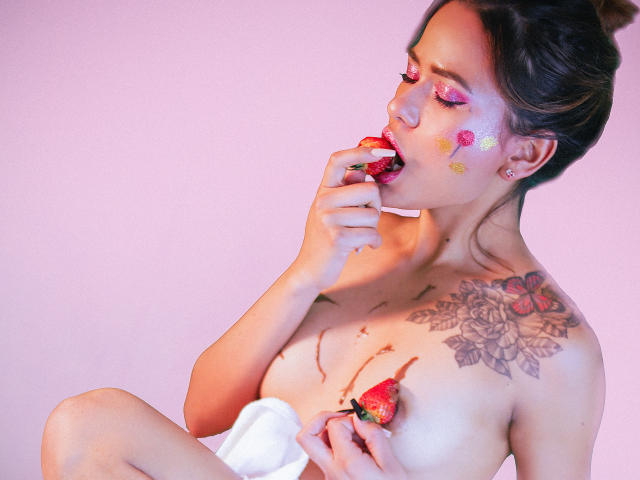 ValeryFrancis - сексуальная веб-камера в реальном времени - 11850920